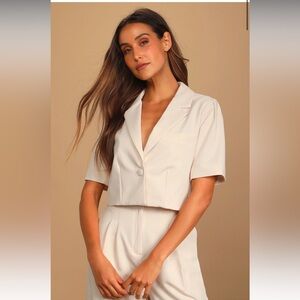 Lulus Cropped Short Sleeved Blazer